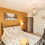 12 Castlegate