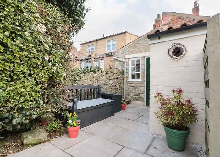 12 Castlegate * Pickering